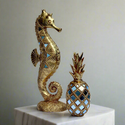Gold Resin Pineapple 7.5 x7.5 x 20 cm